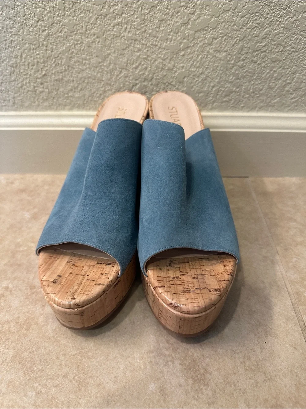 Stuart Weitzman Maragrite Wedge Sandals - Picture 4 of 7